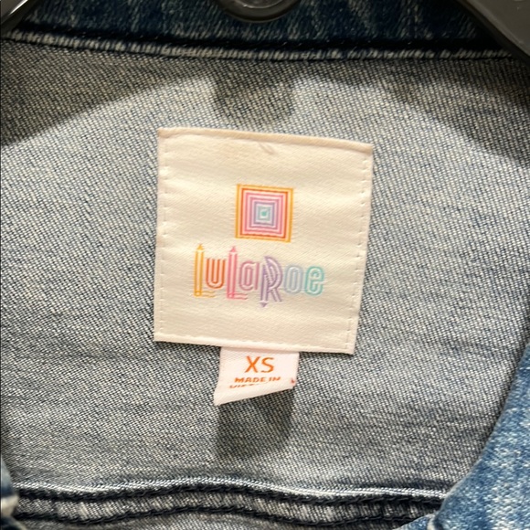 Embroidered Denim Jacket with Floral Design - Picture 6 of 7